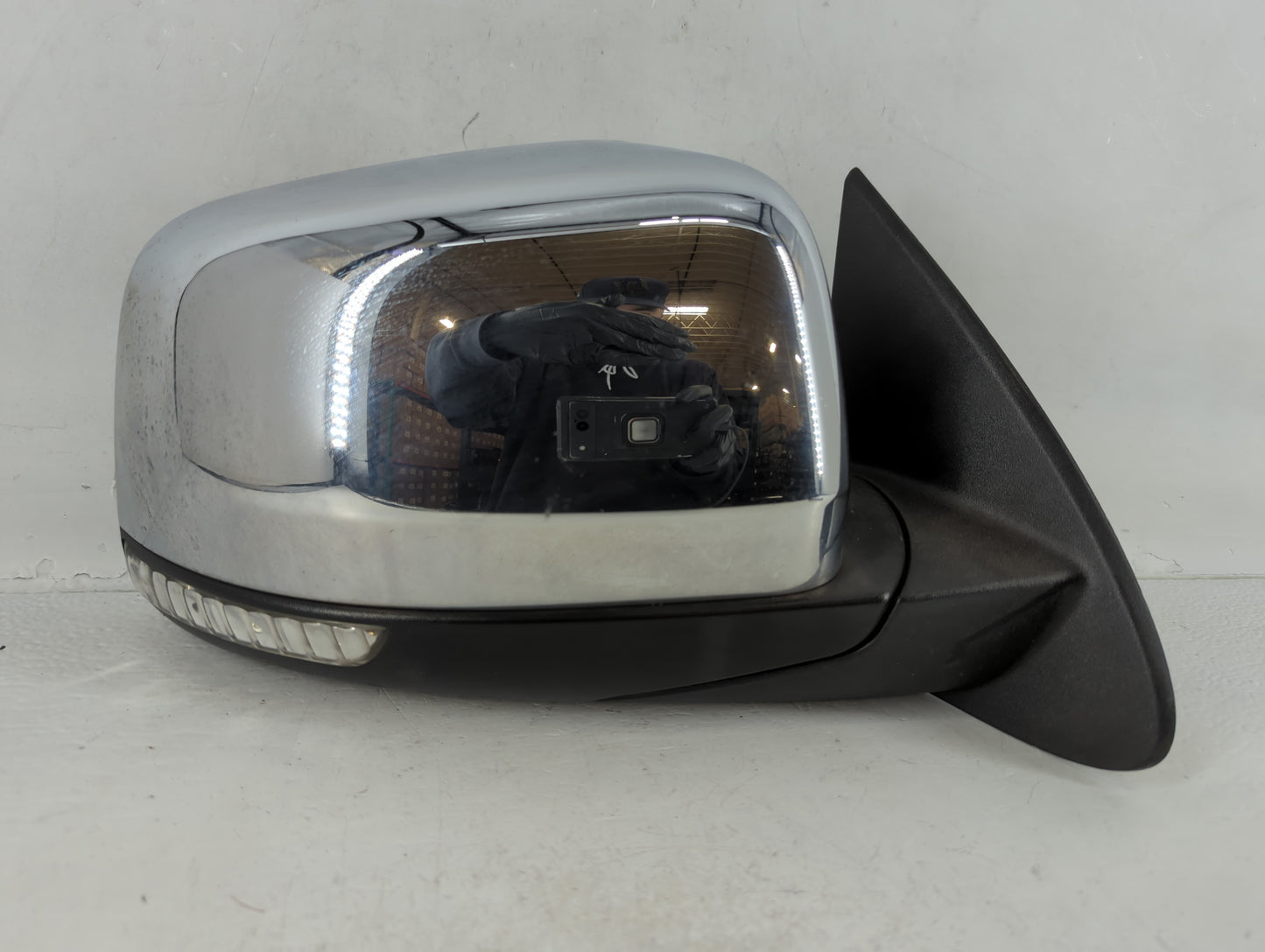2011-2022 Dodge Durango Side Mirror Replacement Passenger Right View Door Mirror P/N:05182328AI Fits OEM Used Auto Parts - Oemusedautoparts1.com