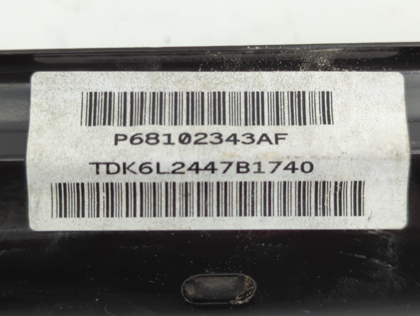 2014-2018 Jeep Cherokee Air Bag Passenger Right Knee OEM P/N:P68102343AF Fits Fits 2014 2015 2016 2017 2018 OEM Used Auto Parts - Oemusedautoparts1.com