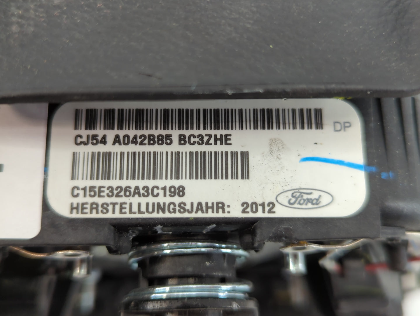 2013-2014 Ford Escape Air Bag Driver Left Steering Wheel Mounted P/N:CJ54 A0422B85 BC3ZHE Fits Fits 2013 2014 OEM Used Auto Parts - Oemusedautoparts1.com