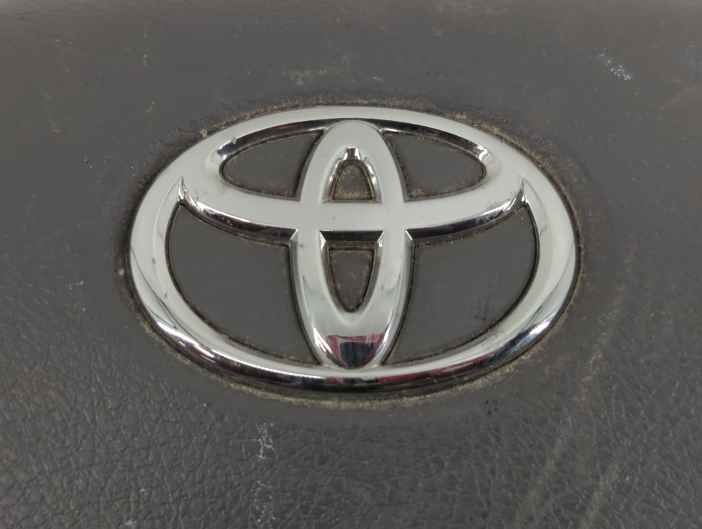 2007-2011 Toyota Camry Air Bag Driver Left Steering Wheel Mounted P/N:800278508ACD Fits Fits 2007 2008 2009 2010 2011 OEM Used Auto Parts - Oemusedautoparts1.com