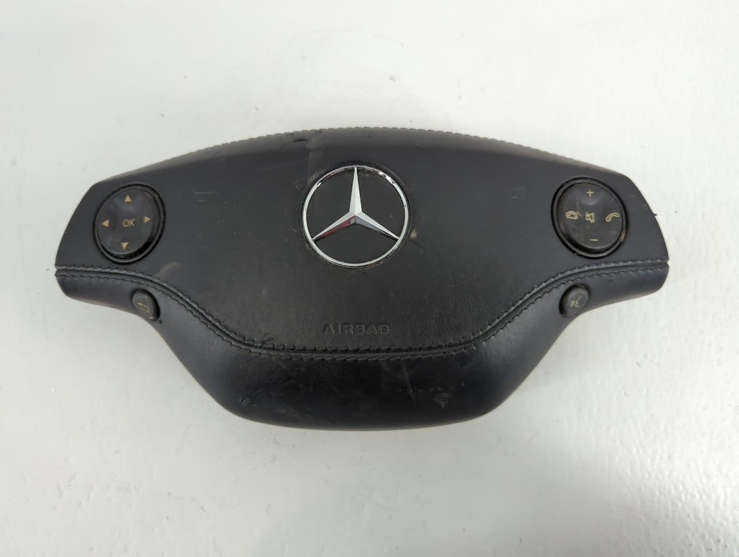 2007-2009 Mercedes-Benz S550 Air Bag Driver Left Steering Wheel Mounted P/N:268/07-0349 61580420B Fits Fits 2007 2008 2009 2010 OEM Used Auto Parts