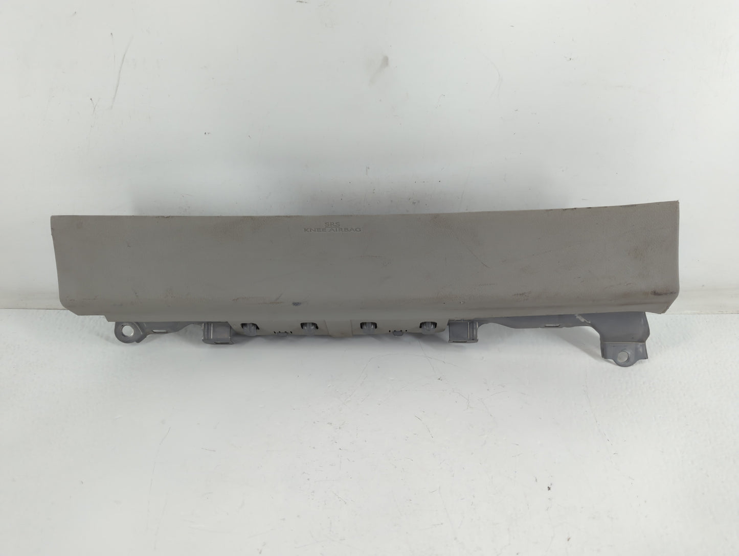 2006-2015 Lexus Is250 Air Bag Passenger Right Knee OEM P/N:201077109M29 Fits OEM Used Auto Parts - Oemusedautoparts1.com