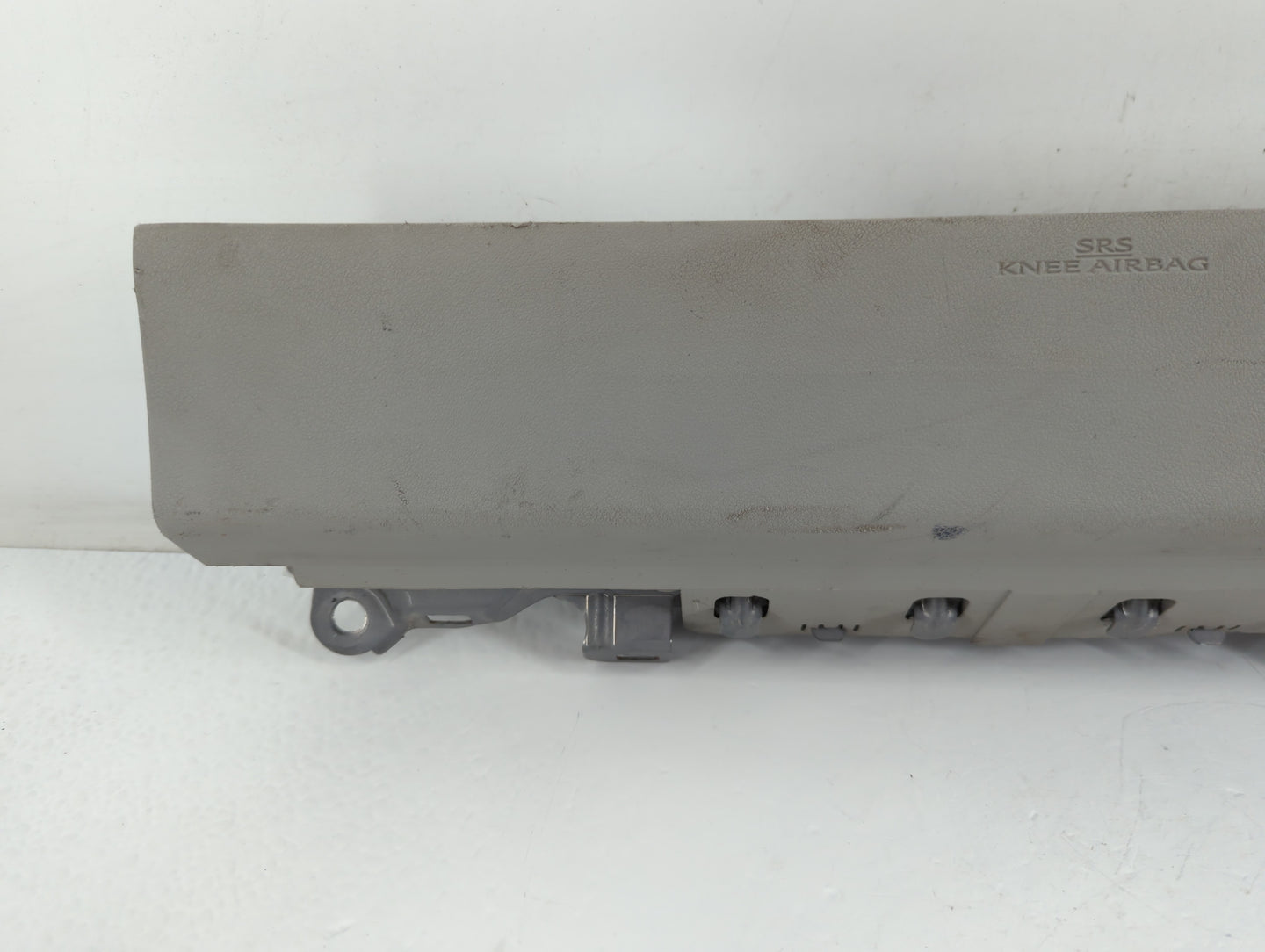 2006-2015 Lexus Is250 Air Bag Passenger Right Knee OEM P/N:201077109M29 Fits OEM Used Auto Parts - Oemusedautoparts1.com