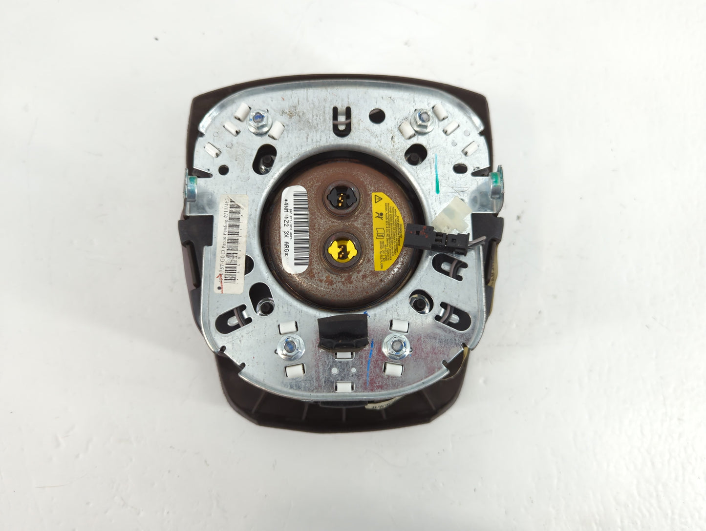 2011-2012 Chrysler Town & Country Air Bag Driver Left Steering Wheel Mounted P/N:4NM 1Z2 3X ARG Fits Fits 2011 2012 OEM Used Auto Parts - Oemusedautoparts1.com