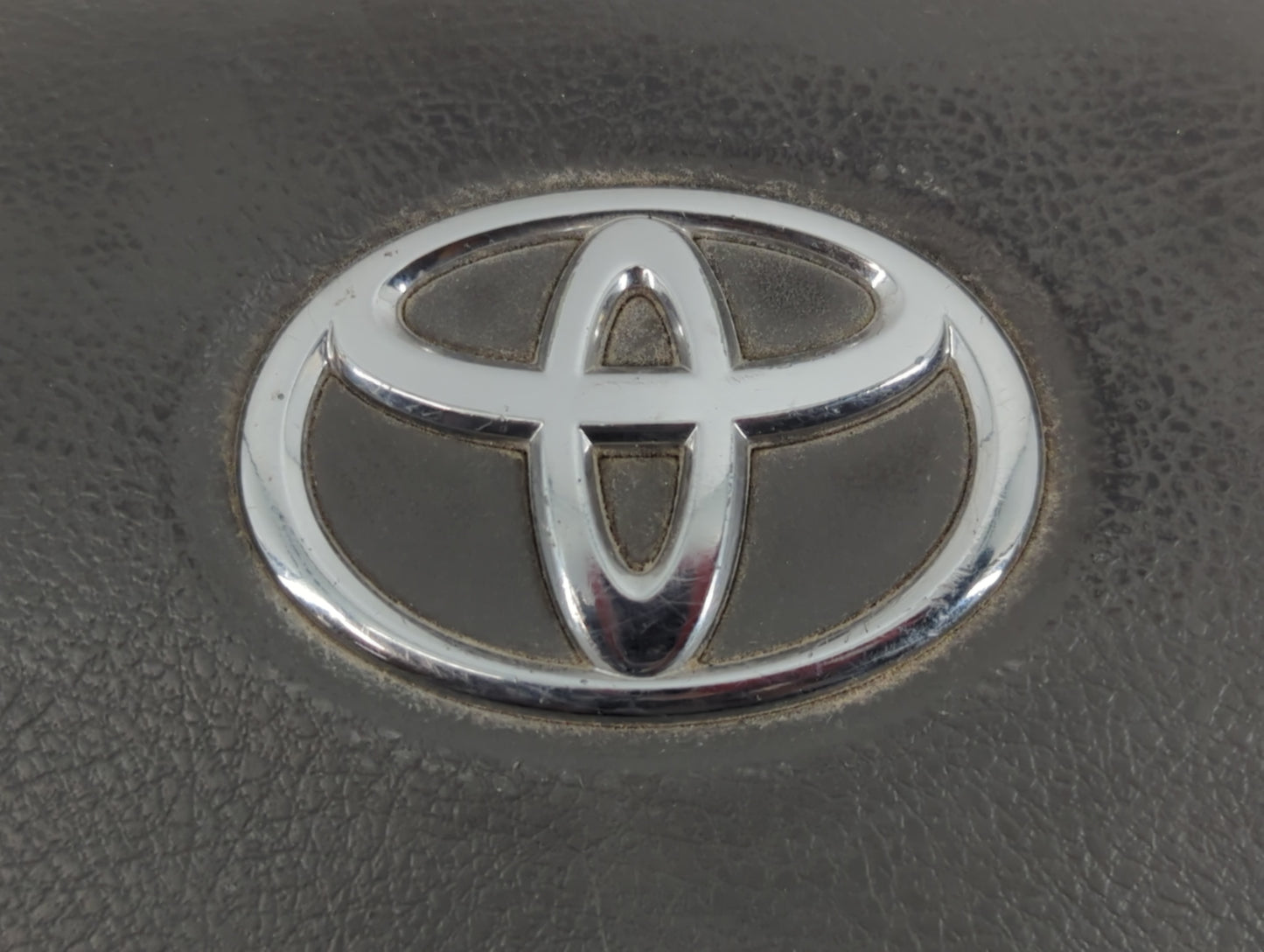 2007-2011 Toyota Camry Air Bag Driver Left Steering Wheel Mounted P/N:700288607A9J Fits Fits 2007 2008 2009 2010 2011 OEM Used Auto Parts - Oemusedautoparts1.com