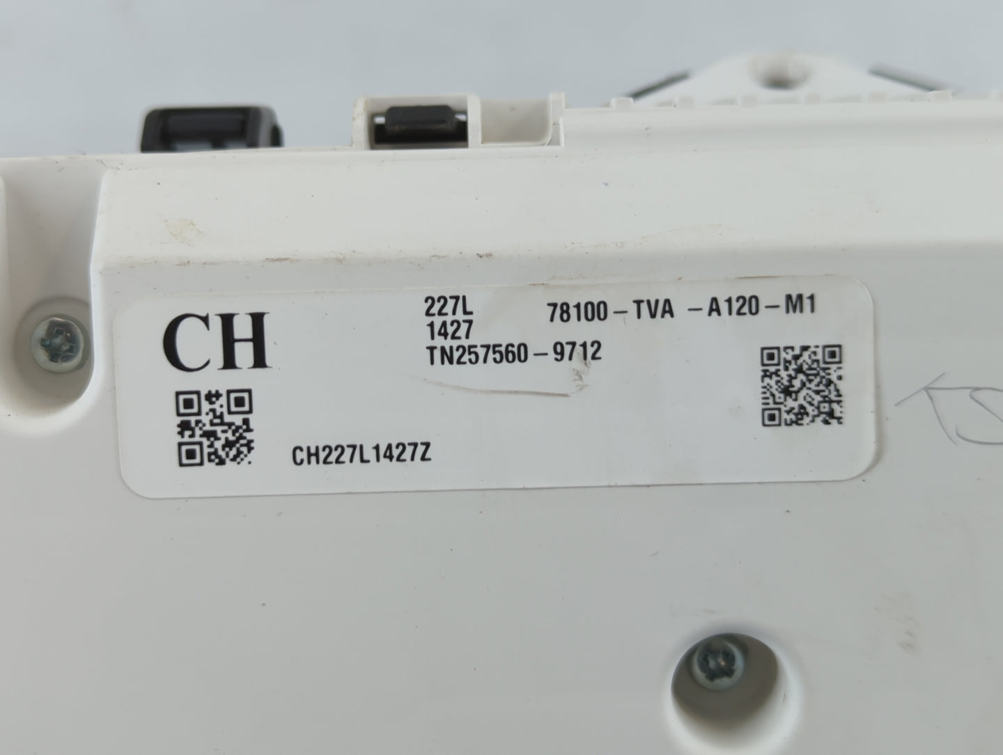 2018-2020 Honda Accord Instrument Cluster Speedometer Gauges P/N:78100-TVA-A120-M1 Fits Fits 2018 2019 2020 OEM Used Auto Parts - Oemusedautoparts1.com