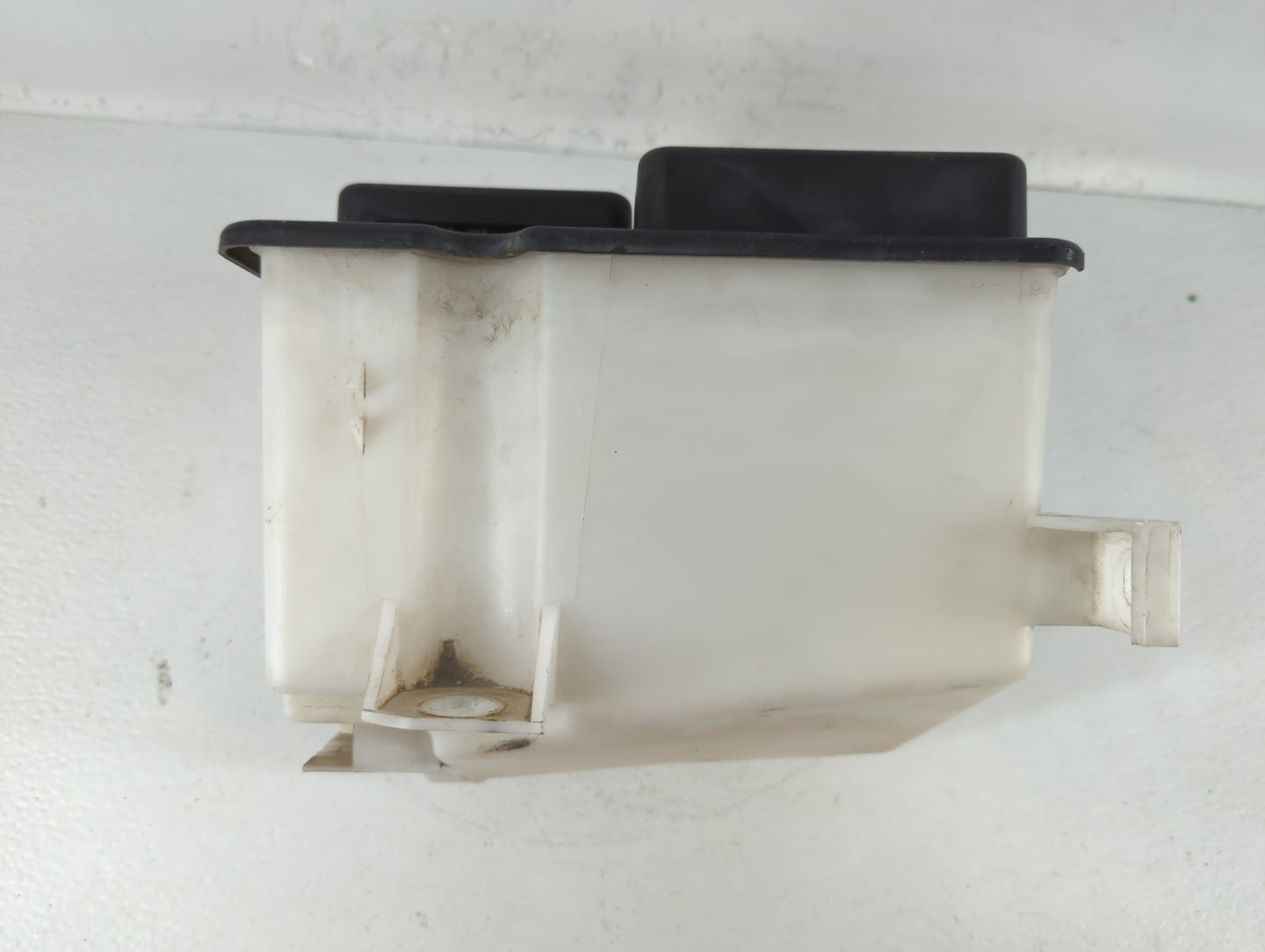 2007-2008 Ford F-150 Windshield Washer Fluid Reservoir Bottle Oem - Oemusedautoparts1.com