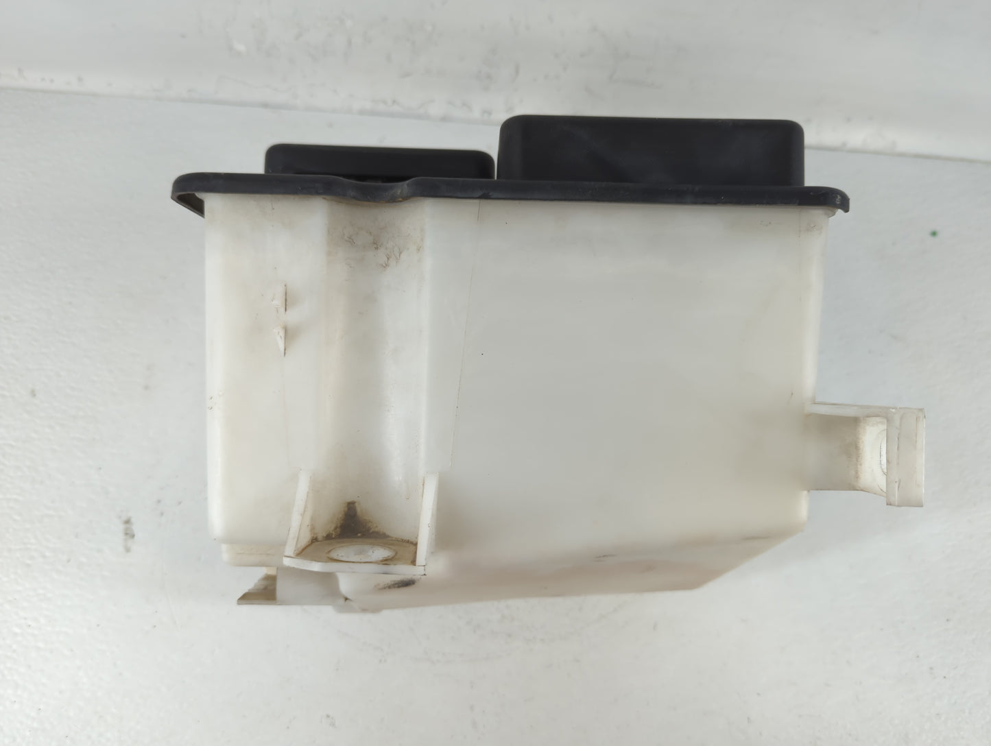2007-2008 Ford F-150 Windshield Washer Fluid Reservoir Bottle Oem - Oemusedautoparts1.com