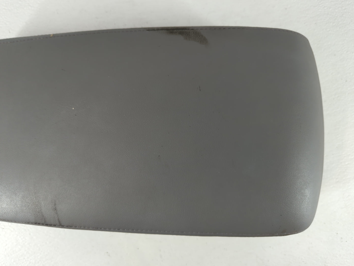 2010 Toyota Avalon Center Console Armrest Cover Lid Fits OEM Used Auto Parts - Oemusedautoparts1.com