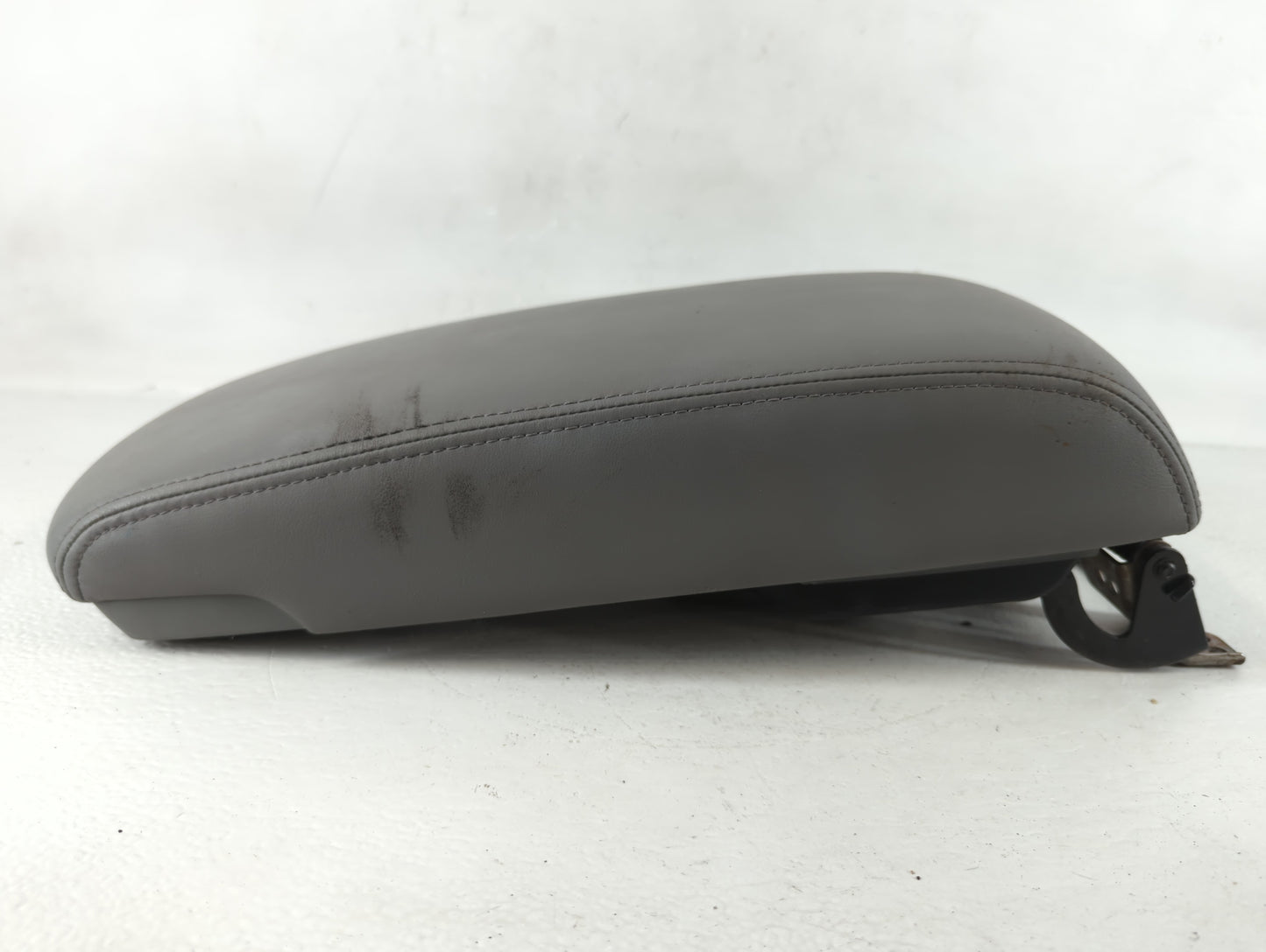 2010 Toyota Avalon Center Console Armrest Cover Lid Fits OEM Used Auto Parts - Oemusedautoparts1.com