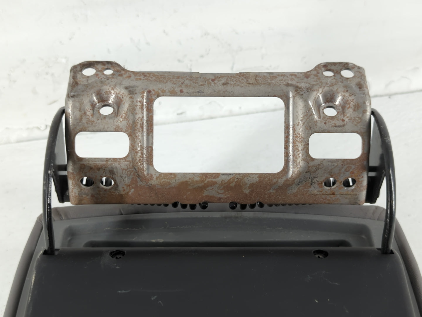 2010 Toyota Avalon Center Console Armrest Cover Lid Fits OEM Used Auto Parts - Oemusedautoparts1.com