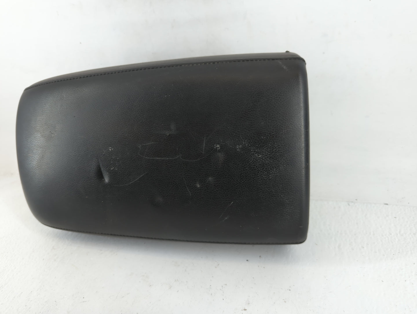 2011 Nissan Murano Center Console Armrest Cover Lid Fits OEM Used Auto Parts - Oemusedautoparts1.com