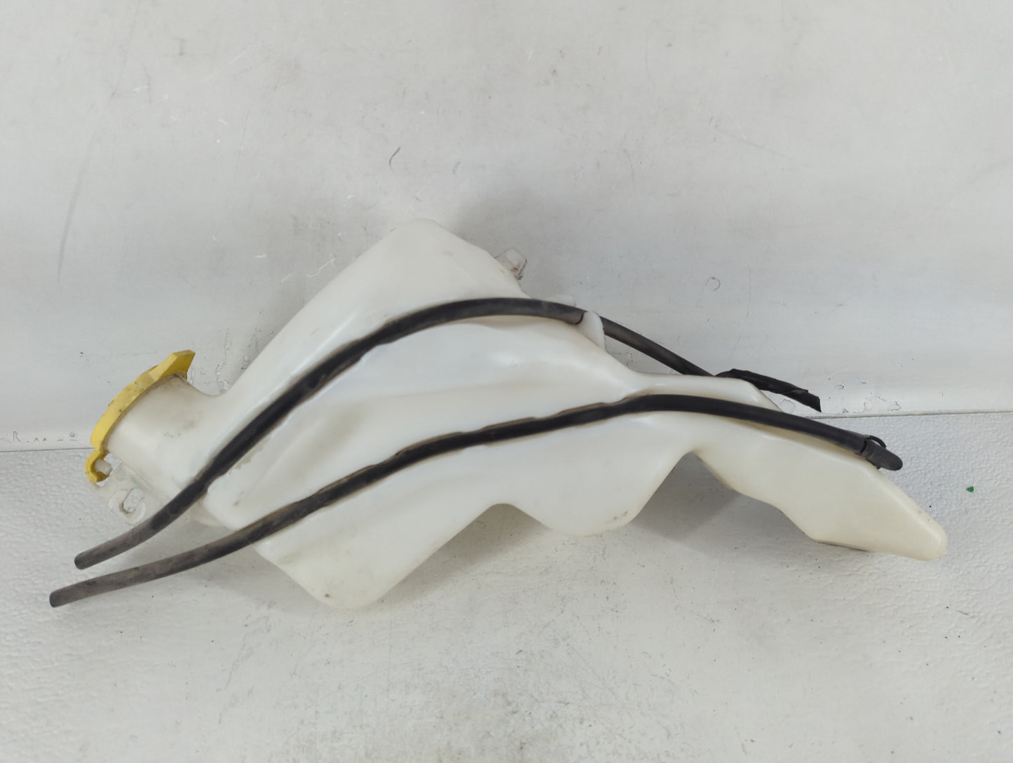 2007-2017 Jeep Patriot Windshield Washer Fluid Reservoir Bottle Oem - Oemusedautoparts1.com