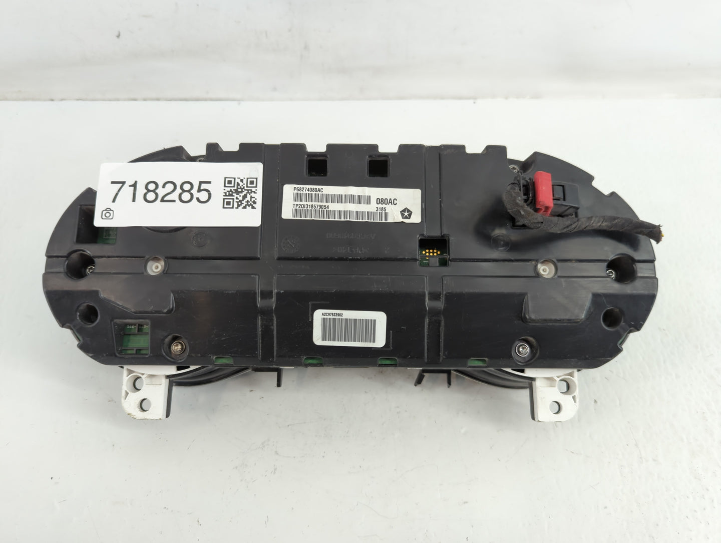 2016 Jeep Cherokee Instrument Cluster Speedometer Gauges P/N:P68274080AC Fits OEM Used Auto Parts - Oemusedautoparts1.com