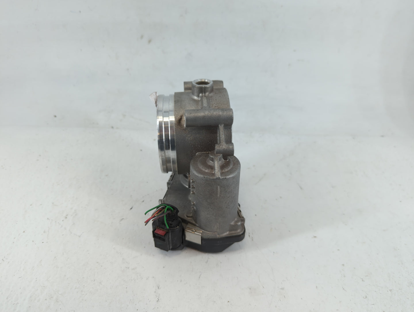 2011-2019 Audi Q7 Throttle Body P/N:A2C82493600 06E 133 062 H Fits OEM Used Auto Parts - Oemusedautoparts1.com