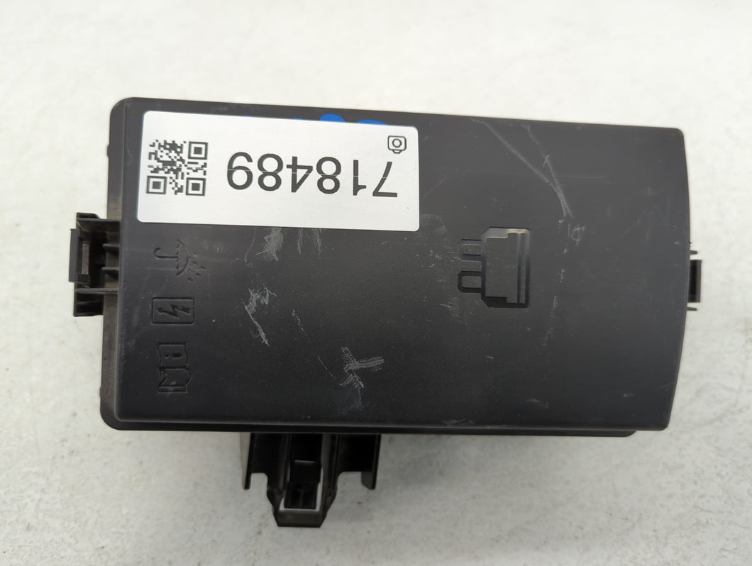 2019-2021 Volkswagen Jetta Fusebox Fuse Box Panel Relay Module P/N:5Q0907361F Fits Fits 2019 2020 2021 OEM Used Auto Parts