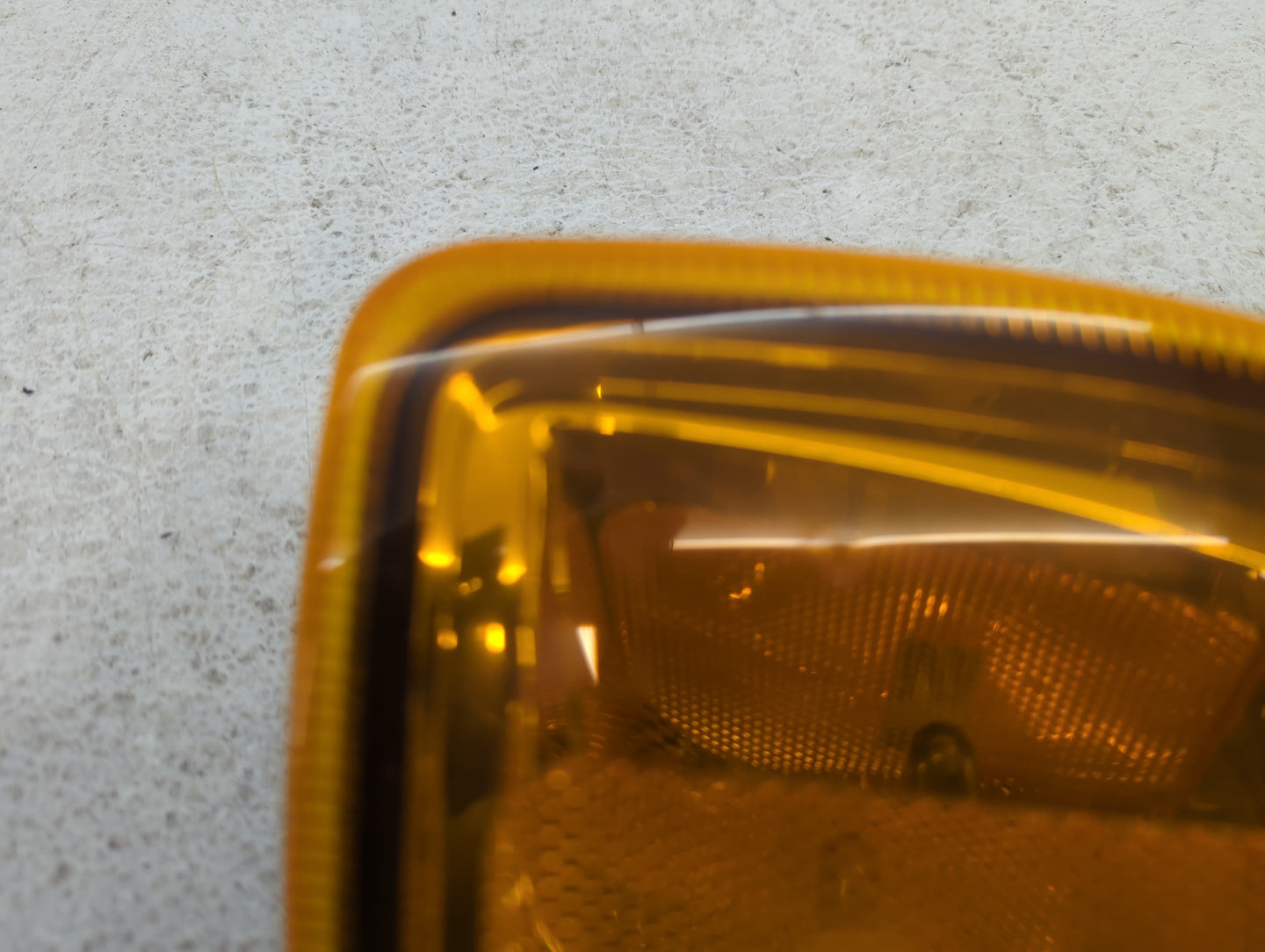 2001-2005 Ford Ranger Driver Left Oem Front Light Lamp - Oemusedautoparts1.com