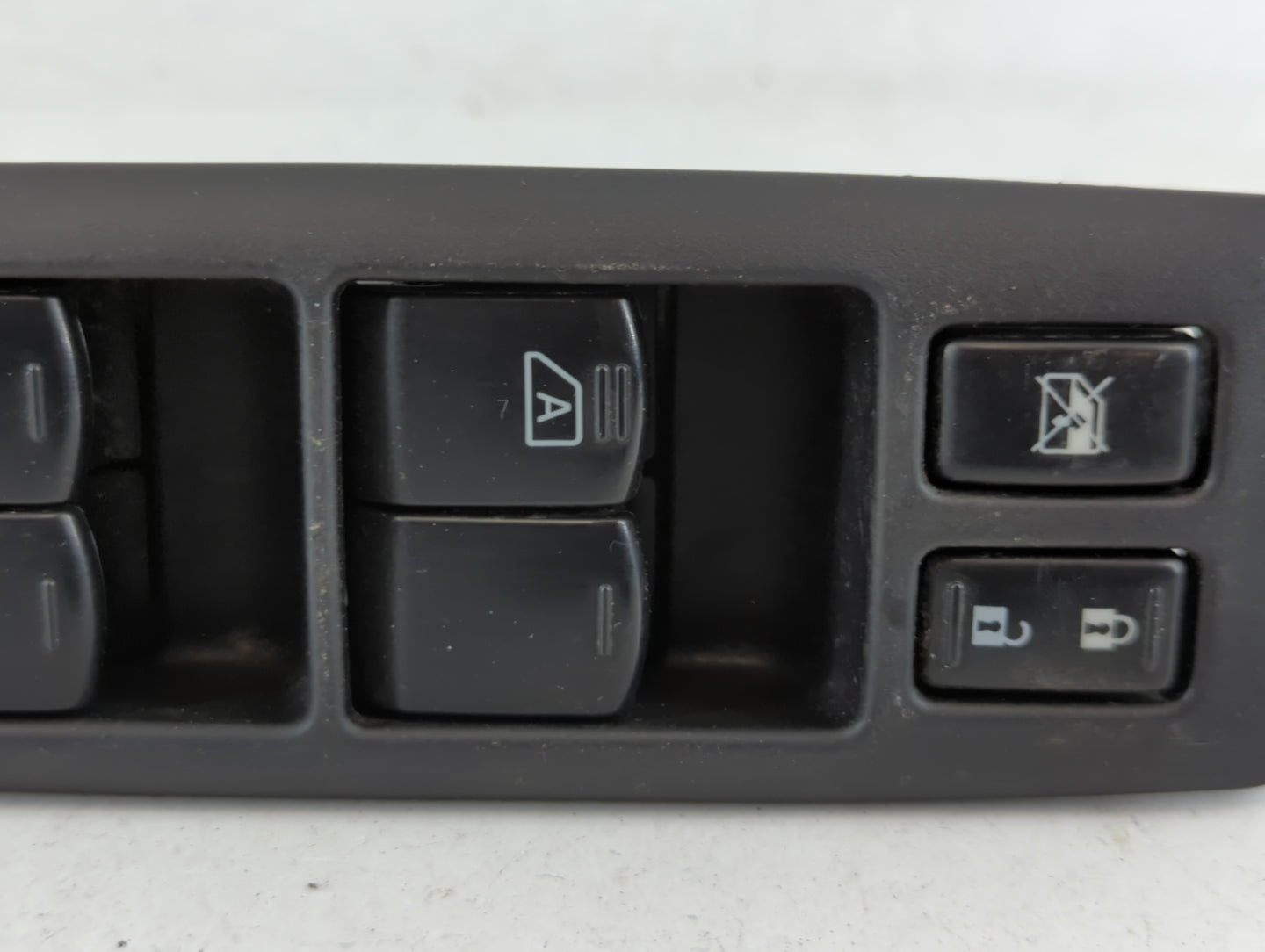 2011-2015 Nissan Rogue Master Power Window Switch Replacement Driver Side Left Fits Fits 2011 2012 2013 2014 2015 OEM Used Auto Parts - Oemusedautoparts1.com