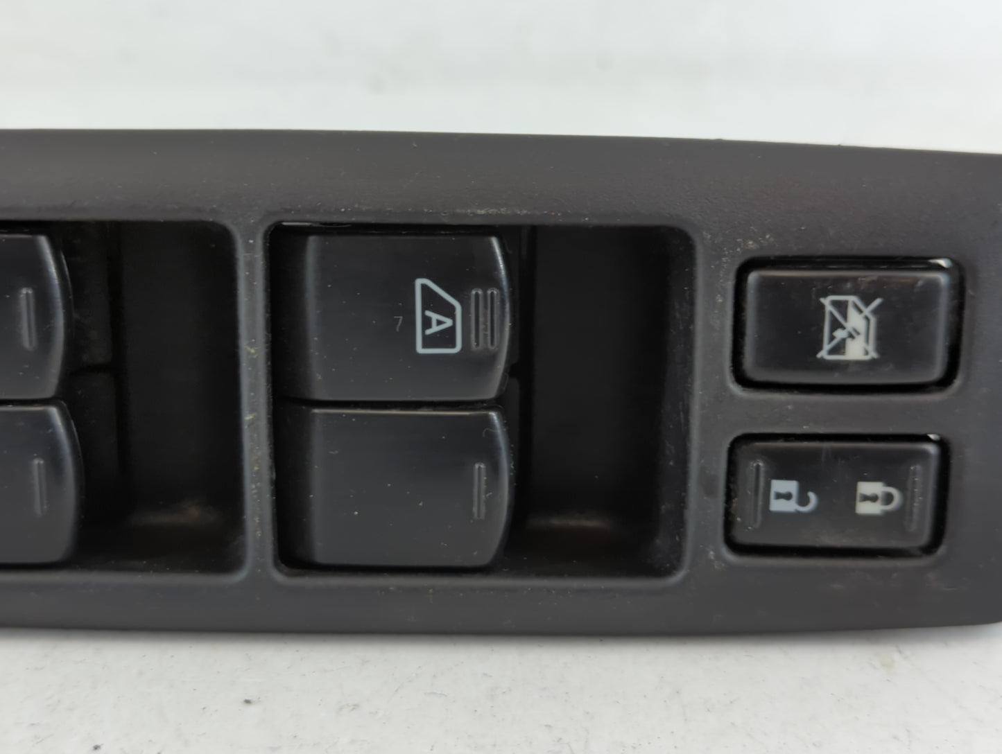 2011-2015 Nissan Rogue Master Power Window Switch Replacement Driver Side Left Fits Fits 2011 2012 2013 2014 2015 OEM Used Auto Parts - Oemusedautoparts1.com