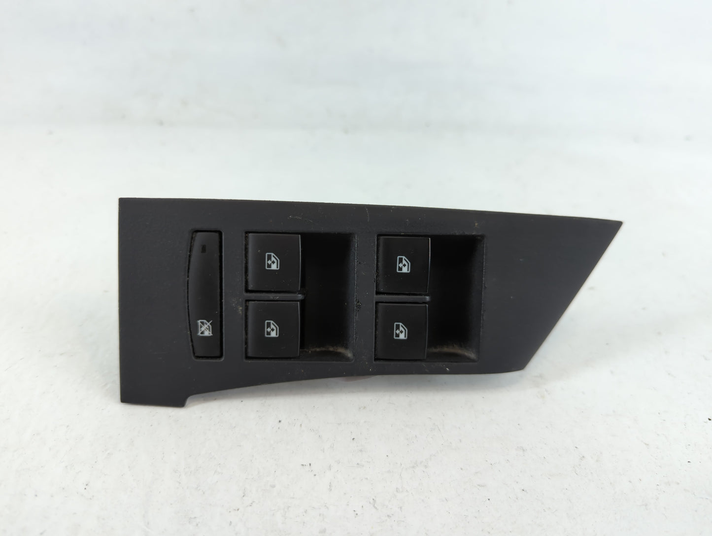 2015-2017 Buick Verano Master Power Window Switch Replacement Driver Side Left P/N:211392 13305373 Fits Fits 2015 2016 2017 OEM Used Auto Parts - Oemusedautoparts1.com