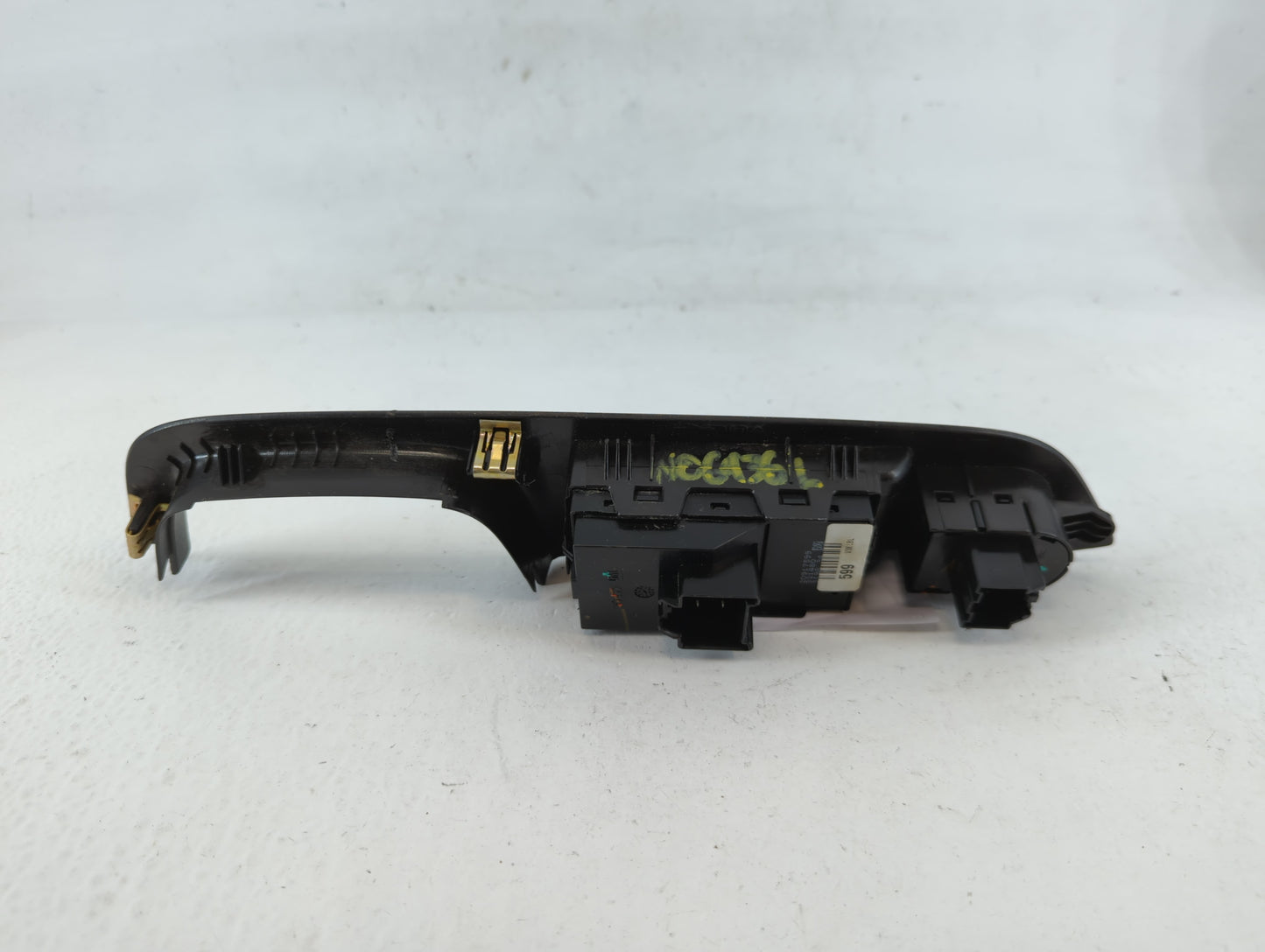 2010-2017 Chevrolet Equinox Master Power Window Switch Replacement Driver Side Left P/N:321480 20917599 Fits OEM Used Auto Parts - Oemusedautoparts1.com