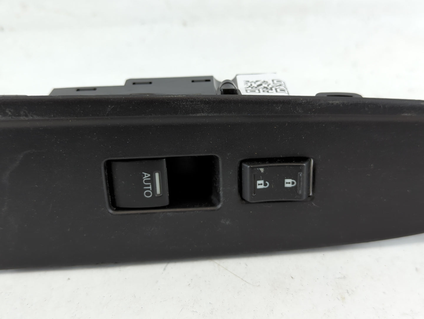 2017-2022 Gmc Acadia Master Power Window Switch Replacement Driver Side Left P/N:35760-TA0-A31-M1 Fits OEM Used Auto Parts - Oemusedautoparts1.com