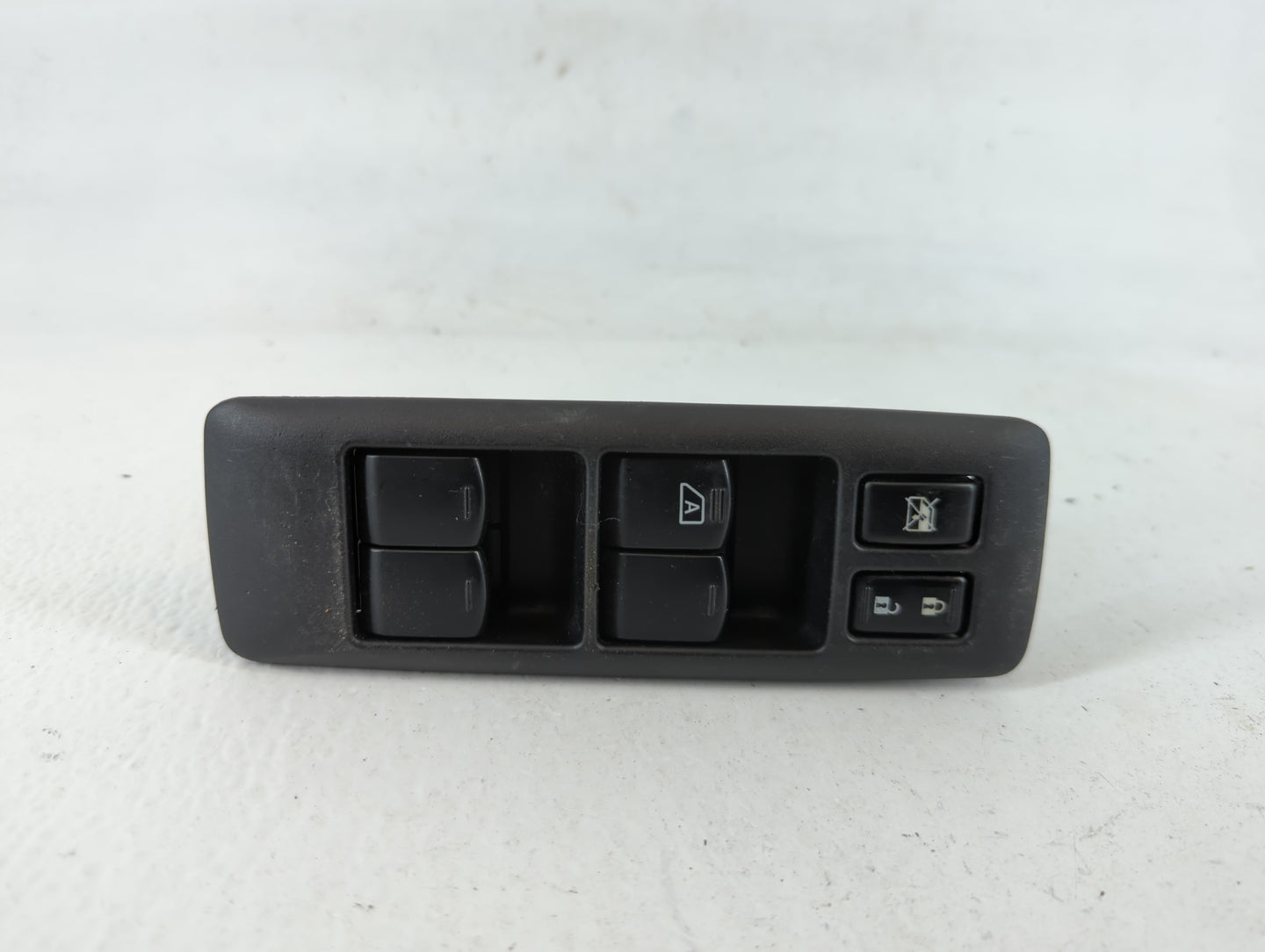 2011-2015 Nissan Rogue Master Power Window Switch Replacement Driver Side Left Fits Fits 2011 2012 2013 2014 2015 OEM Used Auto Parts - Oemusedautoparts1.com
