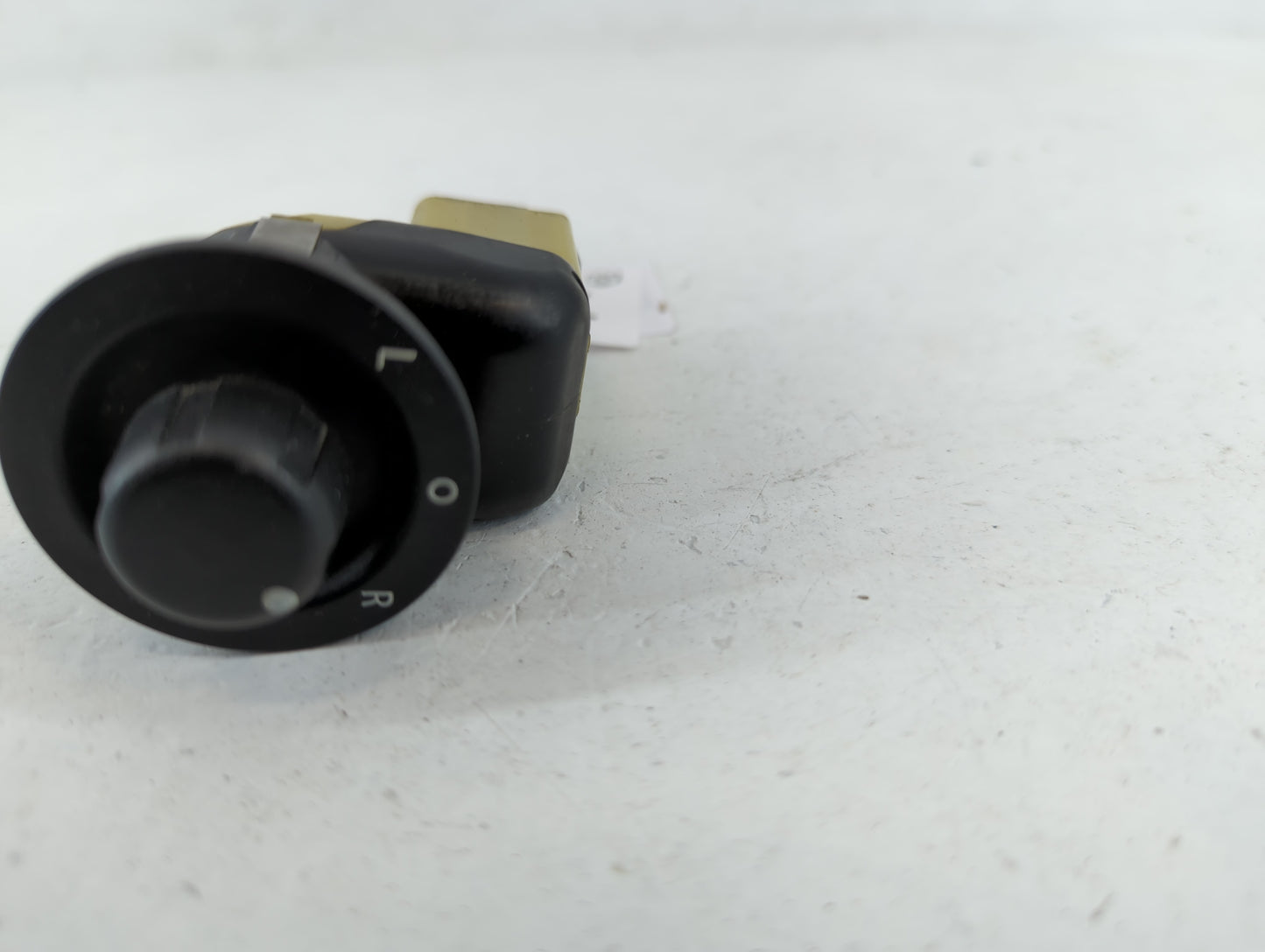 2005-2010 Chrysler 300 Master Power Window Switch Replacement Driver Side Left P/N:0966 43165A 3450 56040524AF Fits OEM Used Auto Parts - Oemusedautoparts1.com