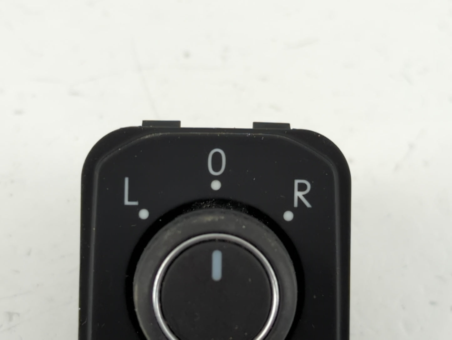 2024 Volkswagen Golf Master Power Window Switch Replacement Driver Side Left P/N:3G0959565A Fits Fits 2018 2019 2020 2021 2022 OEM Used Auto Parts - Oemusedautoparts1.com