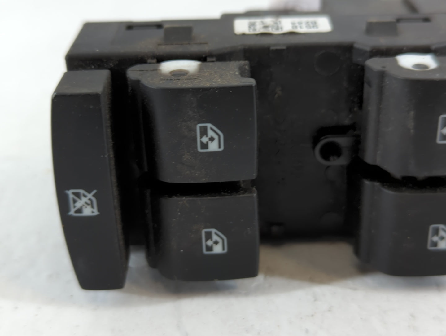 2012-2016 Chevrolet Sonic Master Power Window Switch Replacement Driver Side Left P/N:95188244 Fits Fits 2012 2013 2014 2015 2016 OEM Used Auto Parts - Oemusedautoparts1.com