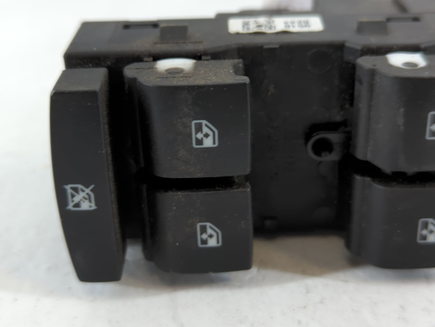2012-2016 Chevrolet Sonic Master Power Window Switch Replacement Driver Side Left P/N:95188244 Fits Fits 2012 2013 2014 2015 2016 OEM Used Auto Parts - Oemusedautoparts1.com
