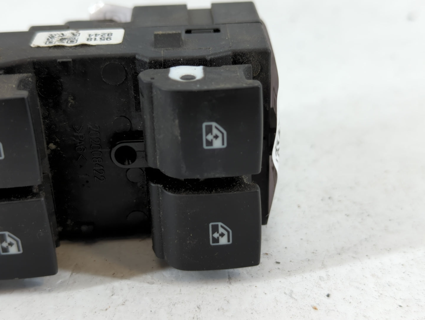 2012-2016 Chevrolet Sonic Master Power Window Switch Replacement Driver Side Left P/N:95188244 Fits Fits 2012 2013 2014 2015 2016 OEM Used Auto Parts - Oemusedautoparts1.com