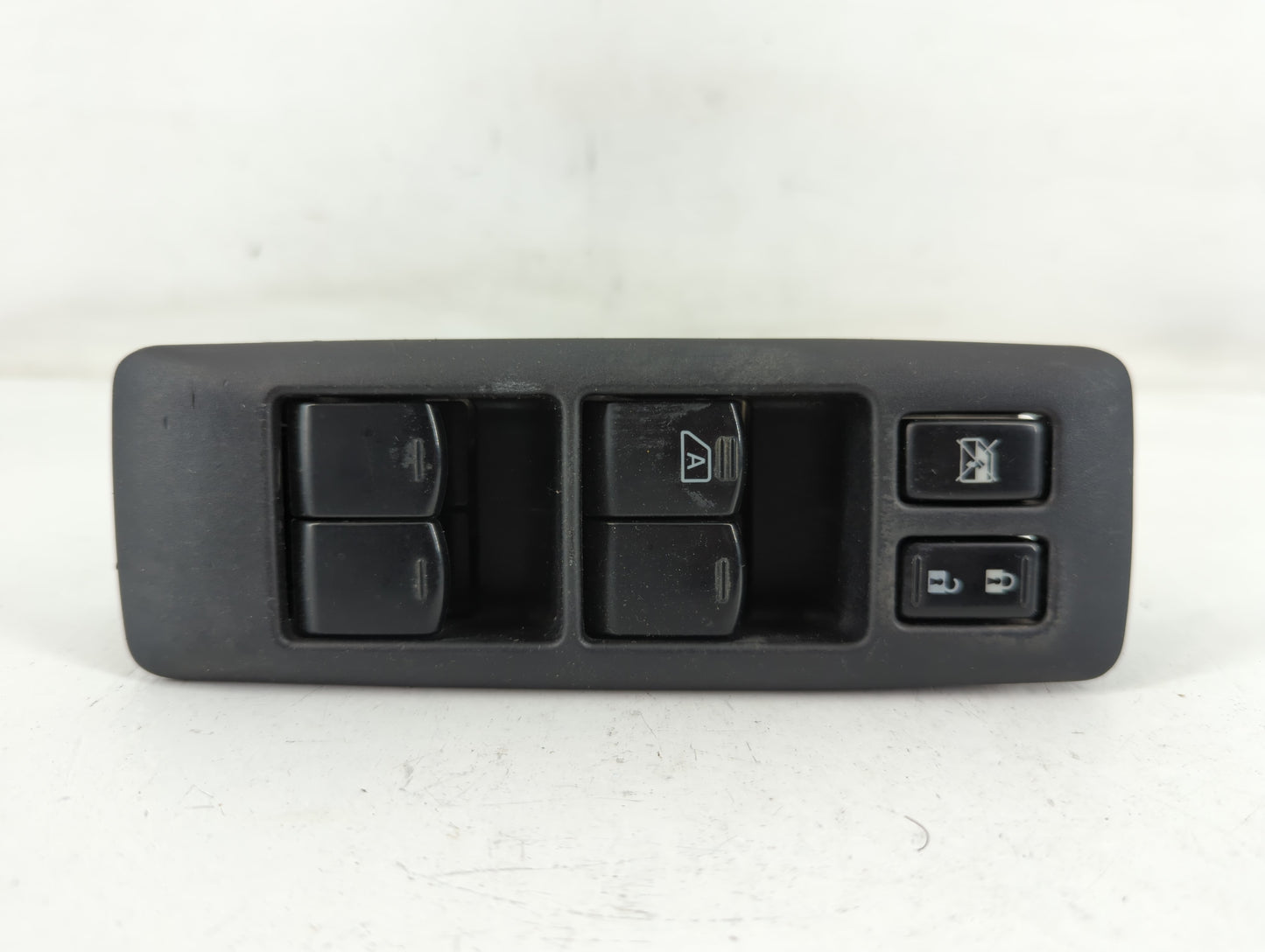 2008-2010 Nissan Rogue Master Power Window Switch Replacement Driver Side Left P/N:>PA6-GF30< Fits Fits 2008 2009 2010 OEM Used Auto Parts - Oemusedautoparts1.com