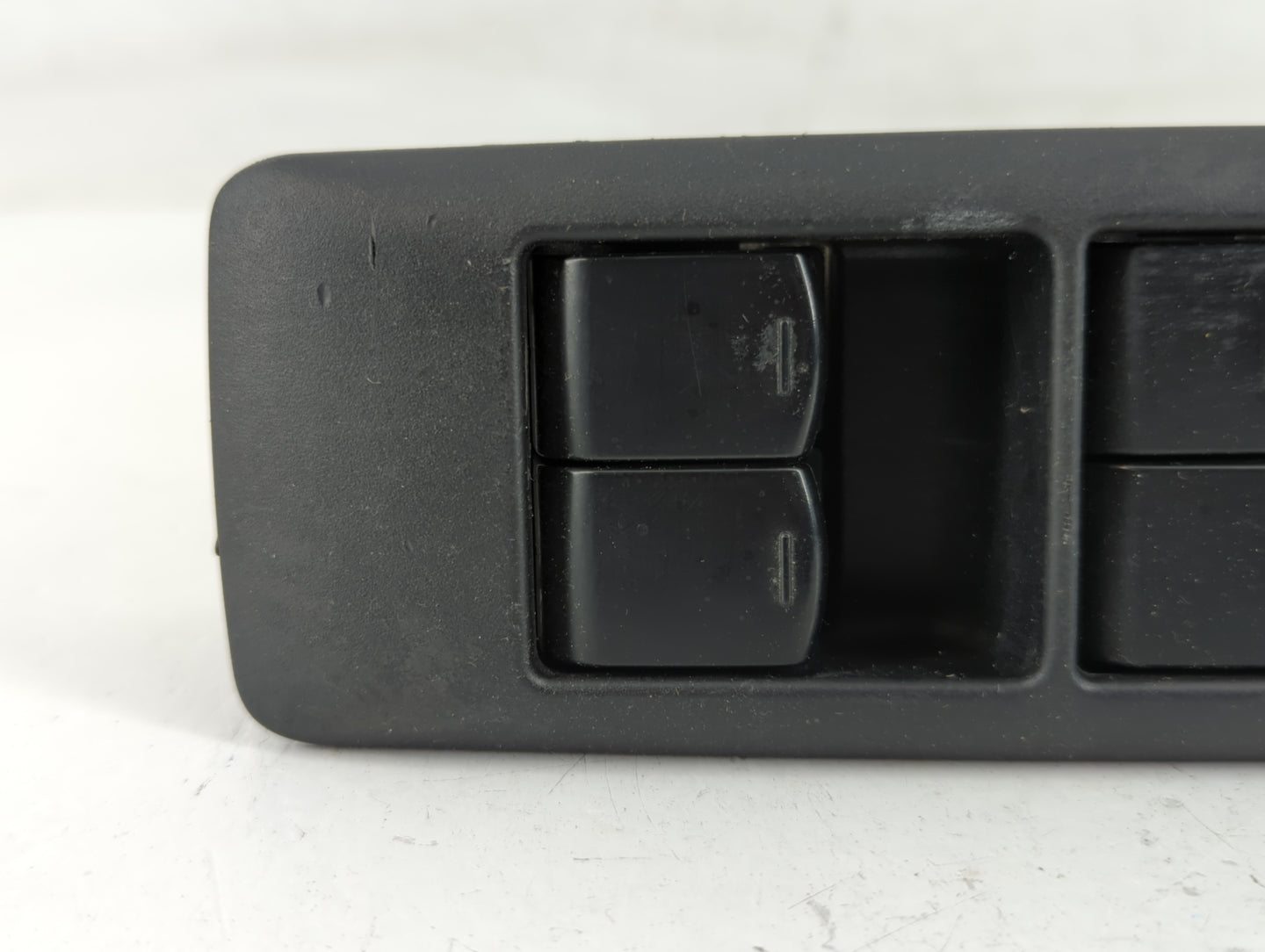 2008-2010 Nissan Rogue Master Power Window Switch Replacement Driver Side Left P/N:>PA6-GF30< Fits Fits 2008 2009 2010 OEM Used Auto Parts - Oemusedautoparts1.com