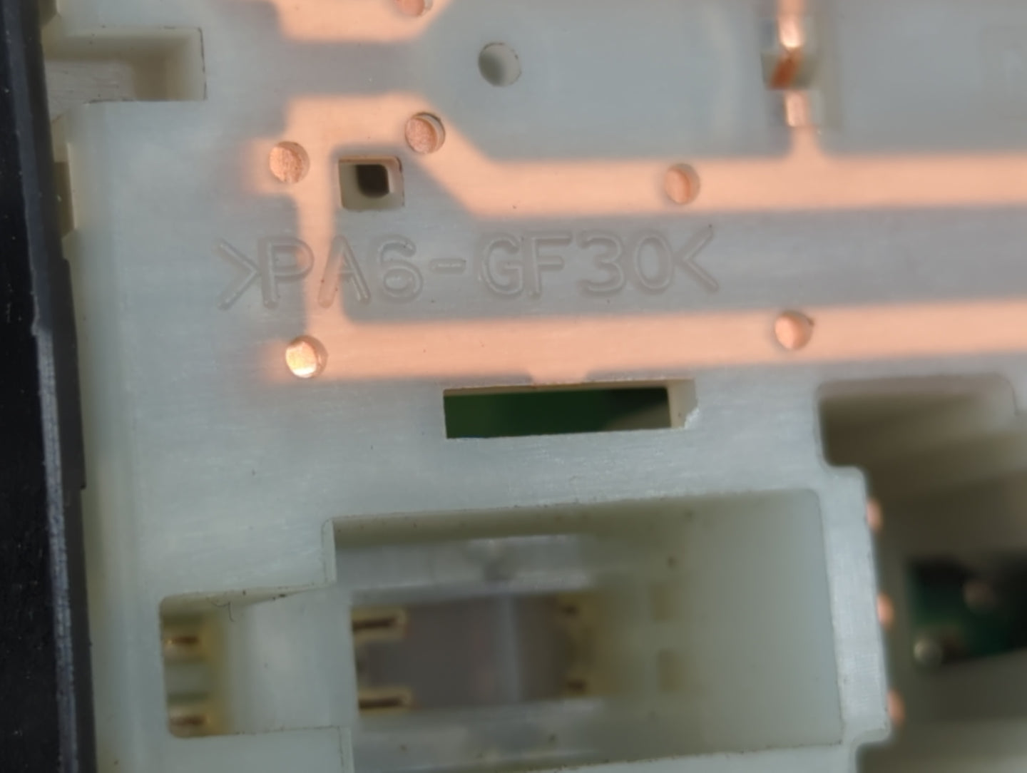 2008-2010 Nissan Rogue Master Power Window Switch Replacement Driver Side Left P/N:>PA6-GF30< Fits Fits 2008 2009 2010 OEM Used Auto Parts - Oemusedautoparts1.com