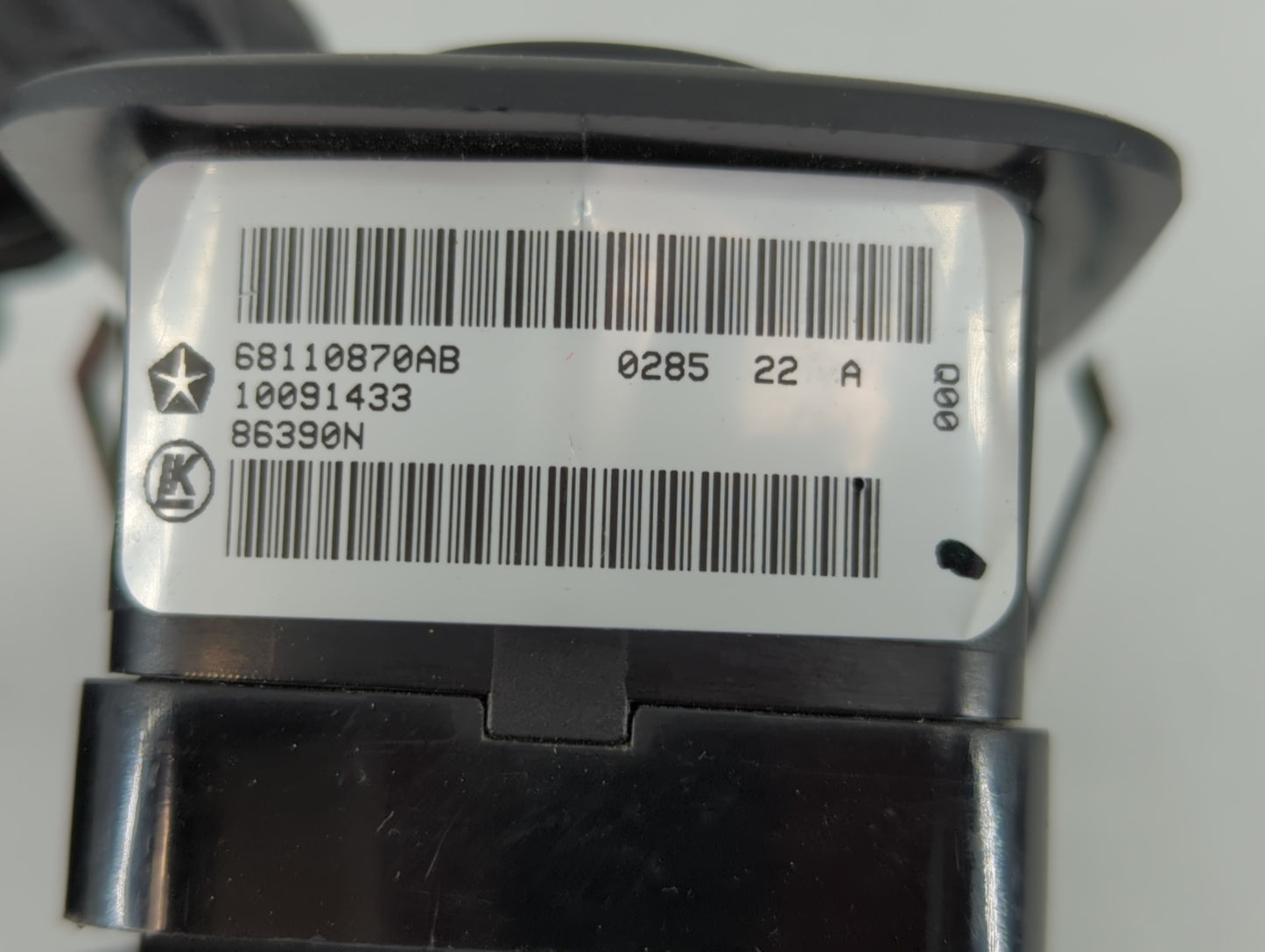 2015 Dodge Caravan Master Power Window Switch Replacement Driver Side Left P/N:68110870AB Fits Fits 2012 2013 2014 2016 OEM Used Auto Parts - Oemusedautoparts1.com