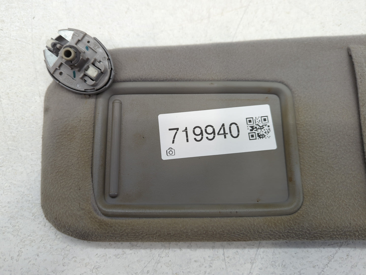 2007-2011 Toyota Camry Sun Visor Shade Replacement Driver Left Mirror Fits Fits 2007 2008 2009 2010 2011 OEM Used Auto Parts - Oemusedautoparts1.com