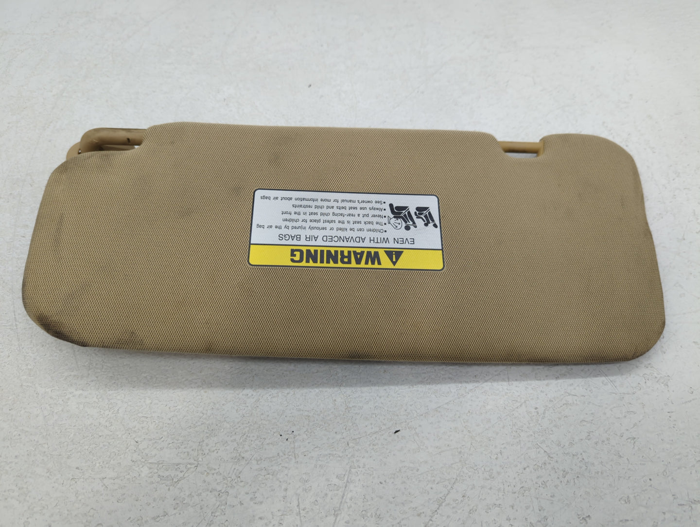 2015-2016 Hyundai Genesis Sun Visor Shade Replacement Passenger Right Mirror Fits Fits 2015 2016 2017 2018 2019 2020 OEM Used Auto Parts - Oemusedautoparts1.com