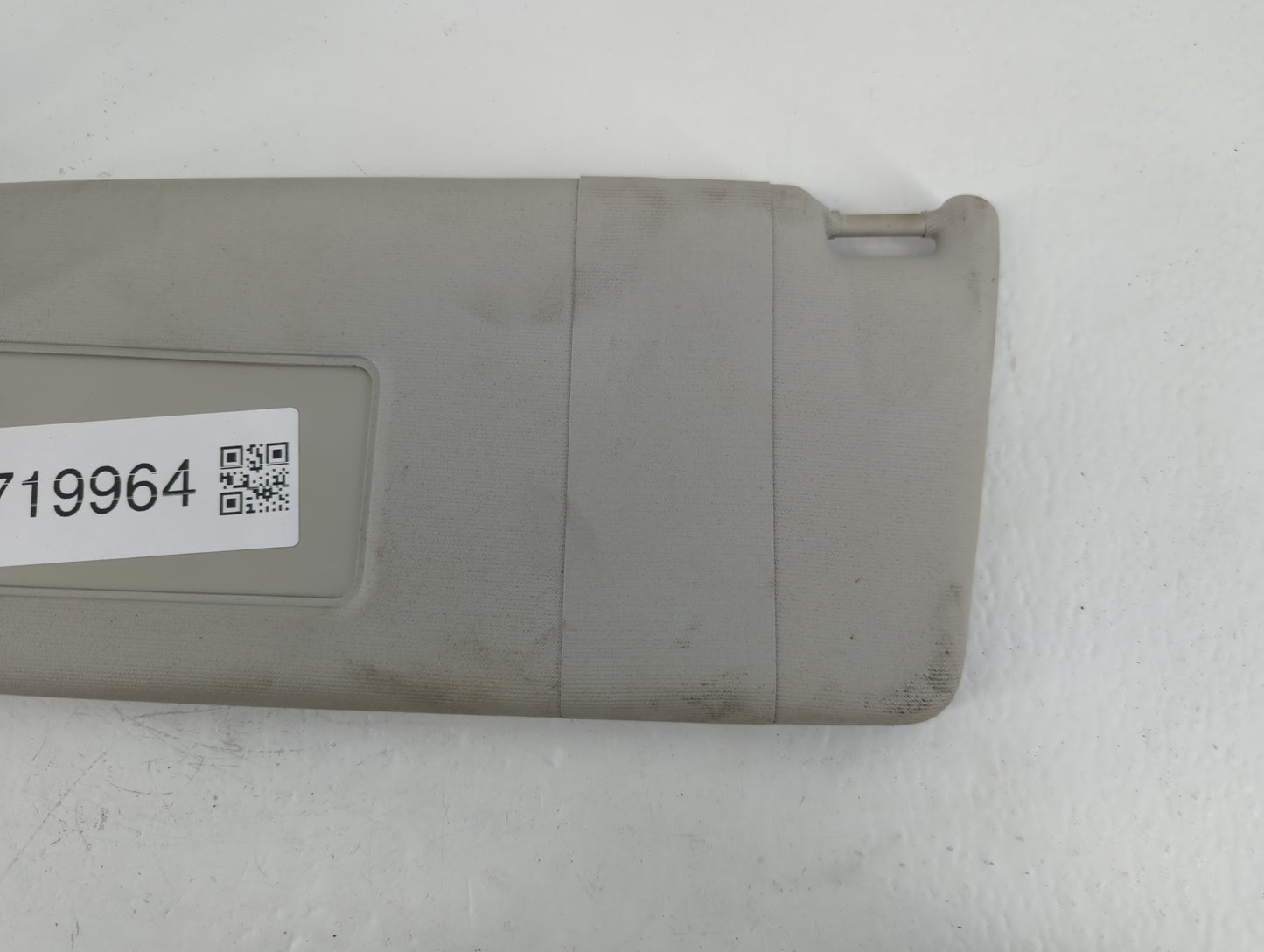 2011-2018 Volkswagen Jetta Sun Visor Shade Replacement Passenger Right Mirror Fits Fits 2011 2012 2013 2014 2015 2016 2017 2018 OEM Used Auto Parts - Oemusedautoparts1.com