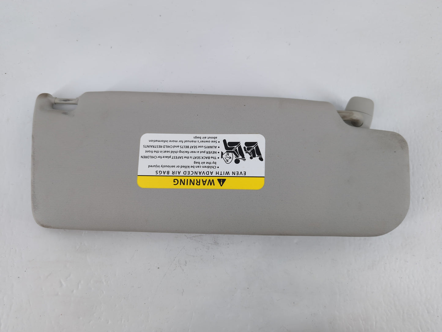 2011-2018 Volkswagen Jetta Sun Visor Shade Replacement Passenger Right Mirror Fits Fits 2011 2012 2013 2014 2015 2016 2017 2018 OEM Used Auto Parts - Oemusedautoparts1.com