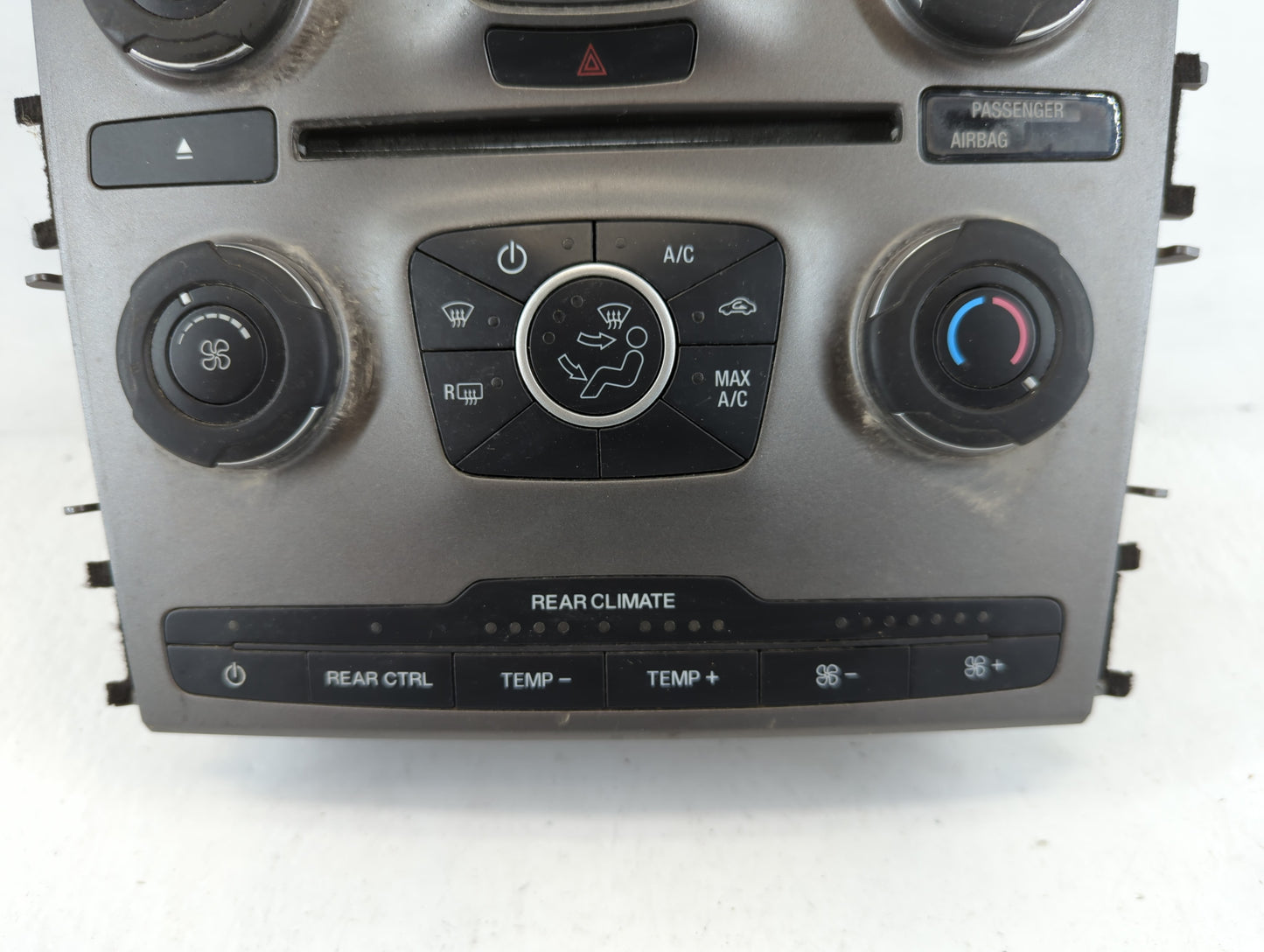 2013 Ford Explorer Radio AM FM Cd Player Receiver Replacement P/N:DB5T-18A802-AA Fits OEM Used Auto Parts - Oemusedautoparts1.com