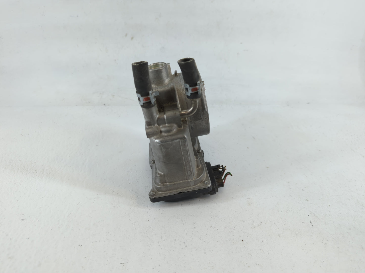 2007-2015 Lexus Rx350 Throttle Body P/N:22030-0P050 Fits OEM Used Auto Parts - Oemusedautoparts1.com