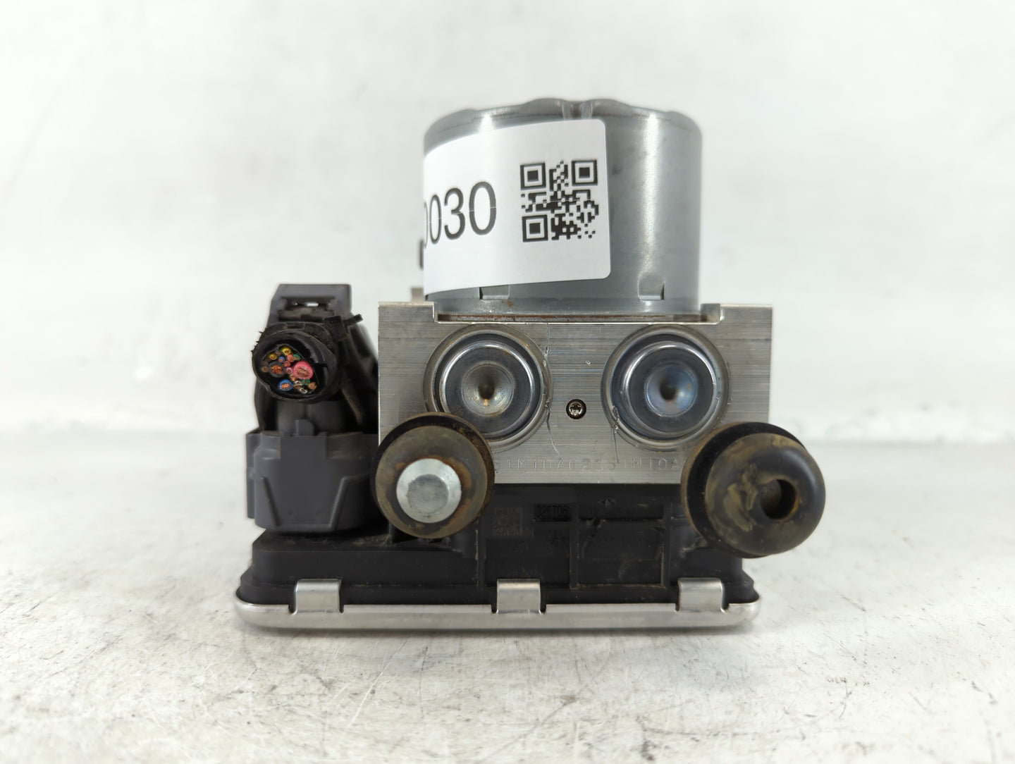 2018-2021 Hyundai Kona ABS Pump Control Module Replacement P/N:58900-J9100 Fits Fits 2018 2019 2020 2021 OEM Used Auto Parts - Oemusedautoparts1.com
