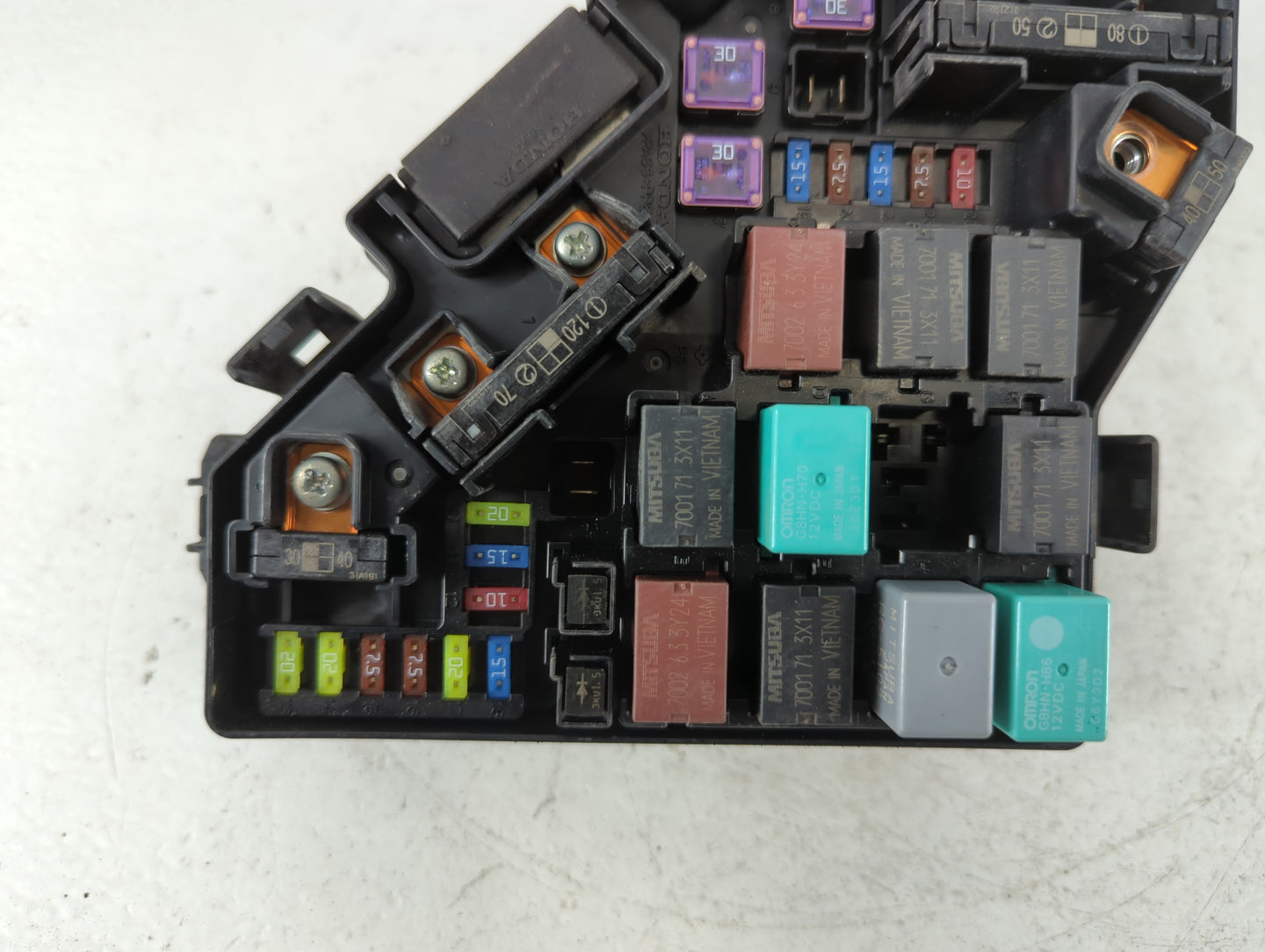2012-2015 Honda Pilot Fusebox Fuse Box Panel Relay Module P/N:PA69436KD 131228 SZA-A521 Fits Fits 2012 2013 2014 2015 OEM Used Auto Parts - Oemusedautoparts1.com