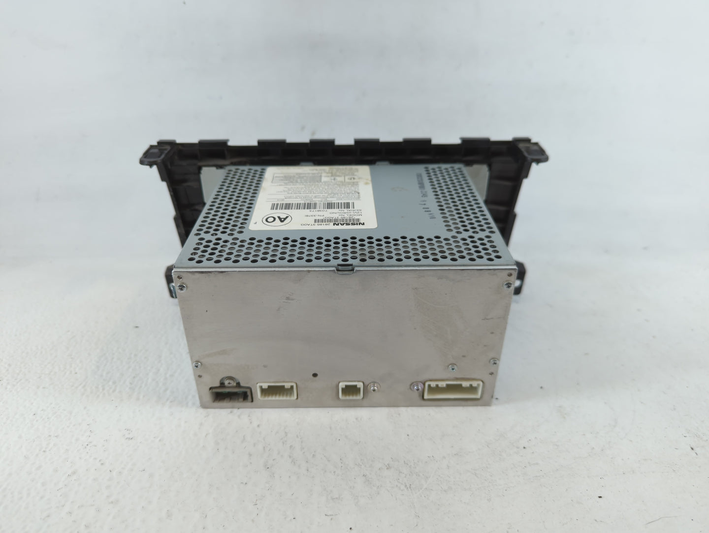 2013-2015 Nissan Altima Radio AM FM Cd Player Receiver Replacement P/N:28185 3TA0G Fits Fits 2013 2014 2015 OEM Used Auto Parts - Oemusedautoparts1.com