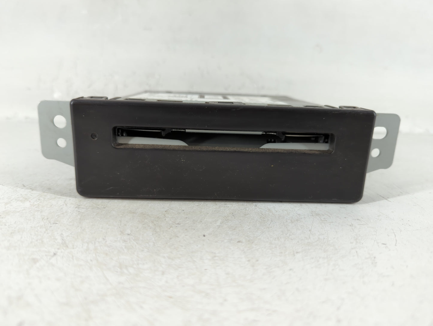 2016 Cadillac Srx Radio AM FM Cd Player Receiver Replacement P/N:84016435 Fits Fits 2015 2017 2018 2019 2020 OEM Used Auto Parts - Oemusedautoparts1.com