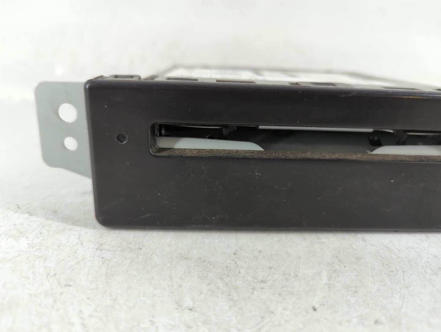 2016 Cadillac Srx Radio AM FM Cd Player Receiver Replacement P/N:84016435 Fits Fits 2015 2017 2018 2019 2020 OEM Used Auto Parts - Oemusedautoparts1.com