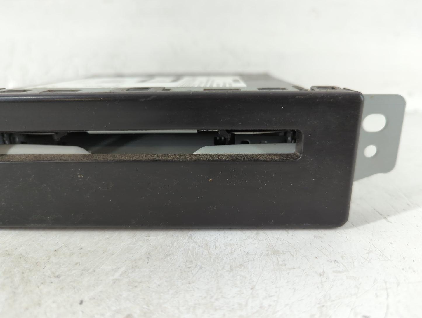 2016 Cadillac Srx Radio AM FM Cd Player Receiver Replacement P/N:84016435 Fits Fits 2015 2017 2018 2019 2020 OEM Used Auto Parts - Oemusedautoparts1.com