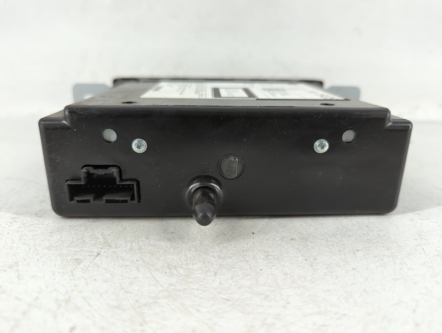 2016 Cadillac Srx Radio AM FM Cd Player Receiver Replacement P/N:84016435 Fits Fits 2015 2017 2018 2019 2020 OEM Used Auto Parts - Oemusedautoparts1.com