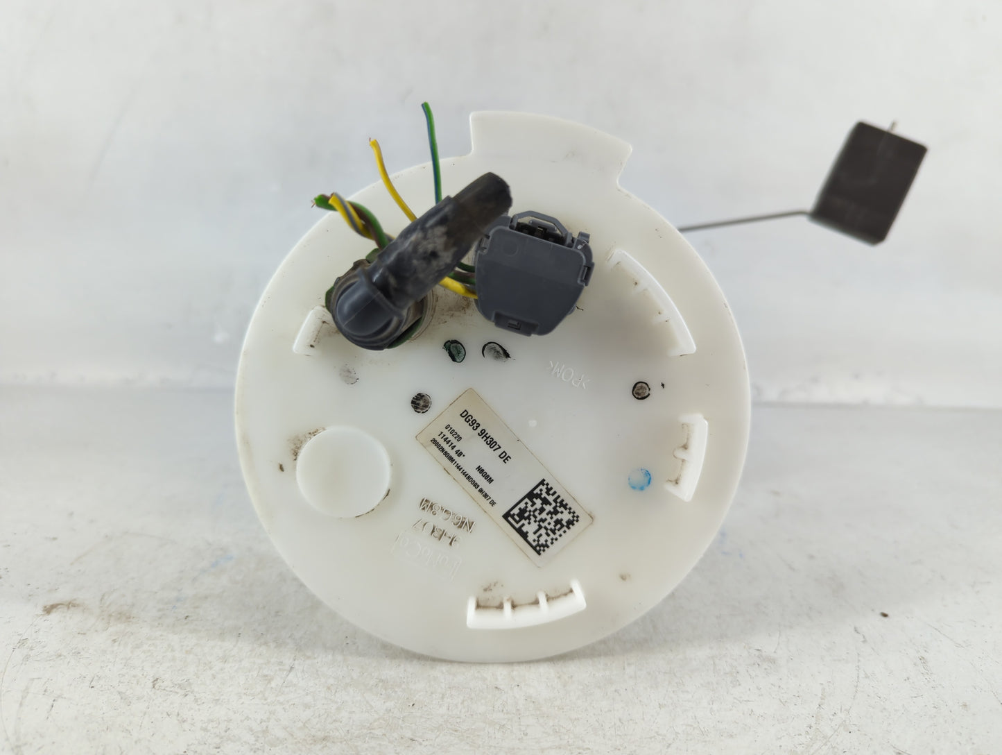 2013-2020 Ford Fusion Electrical Gas Fuel Pump Assembly - Oemusedautoparts1.com